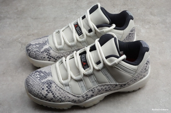 MaikeSneakers Air 11 CD6846-002 Bone SE Jordan Low Snake Light 0630
